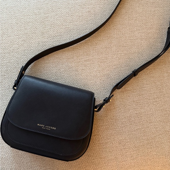 Authentic Marc Jacobs New York Mini Rider Flap Crossbody Bag Black M0014109 $295 - Picture 4 of 16